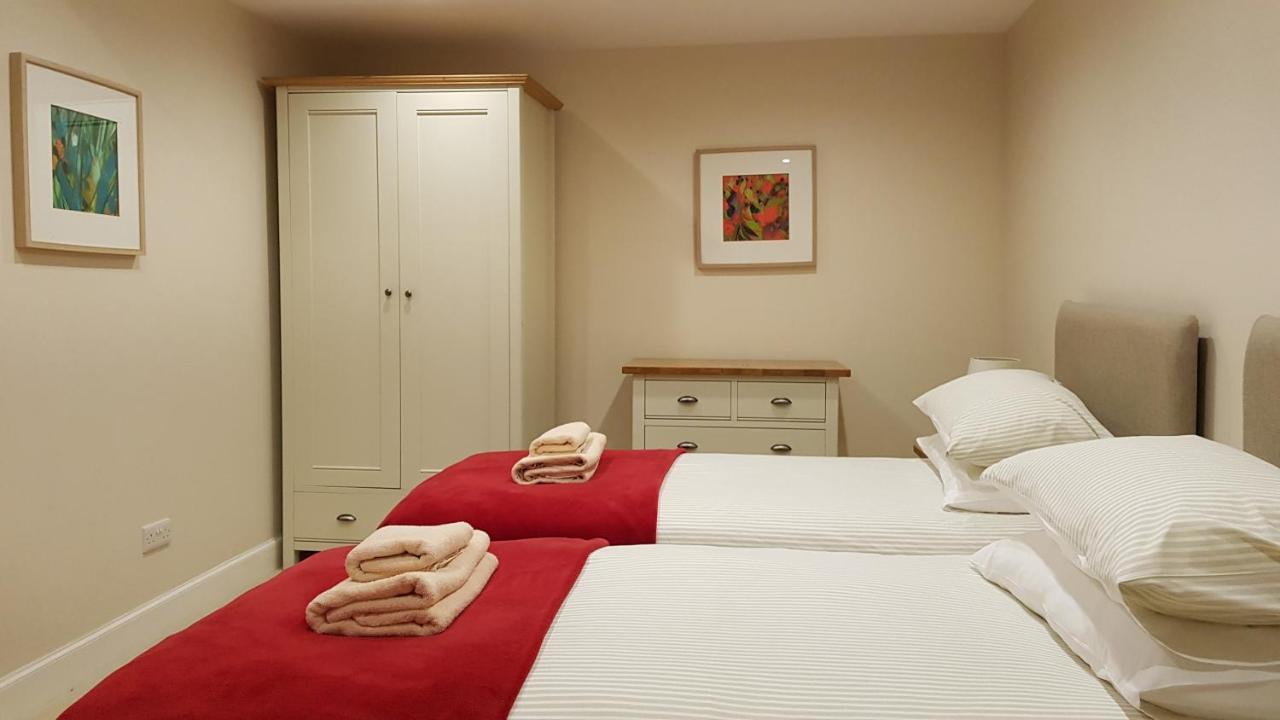 Gorgeous Central Edinburgh 3-Bedroom Apartment Exterior foto