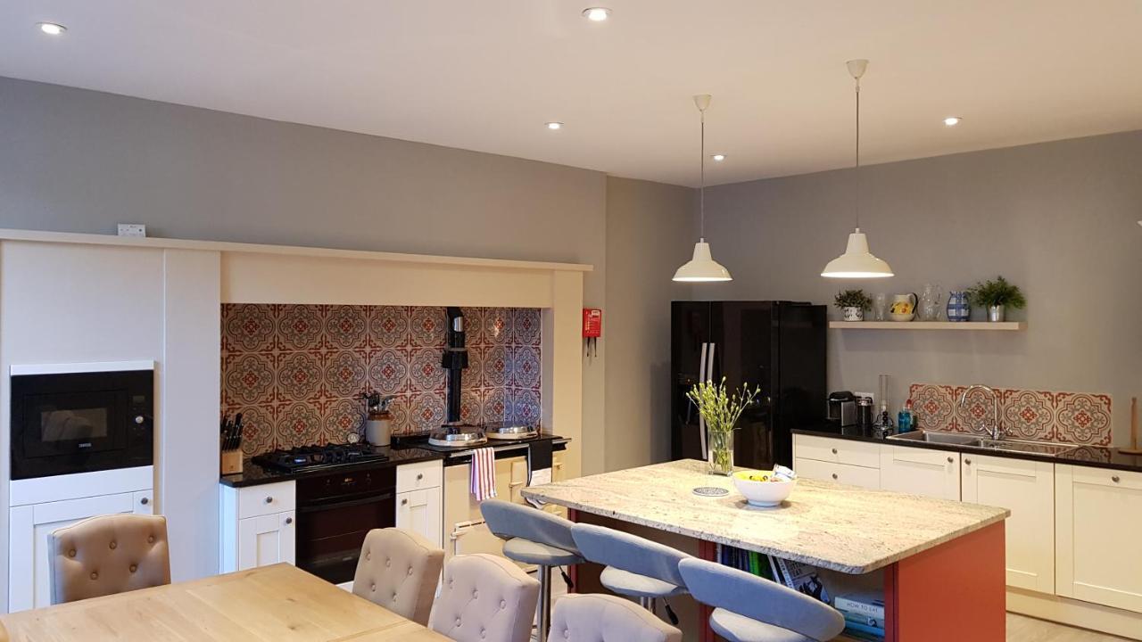 Gorgeous Central Edinburgh 3-Bedroom Apartment Exterior foto